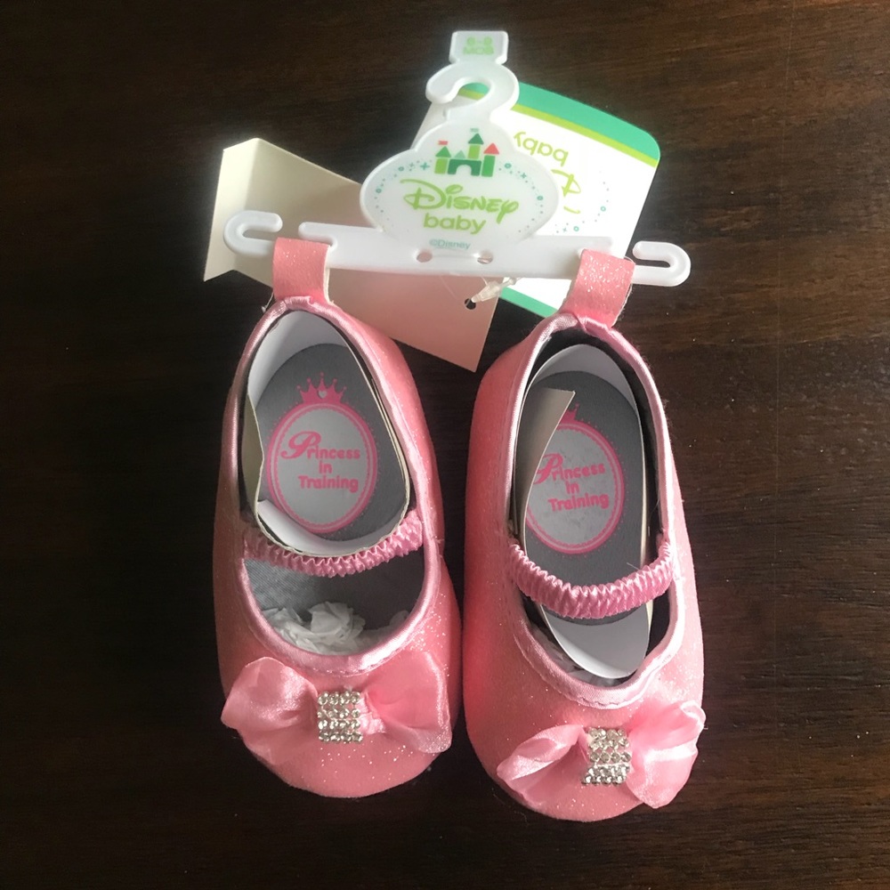 NWT Disney Sparkly Princess Shoes Sz 6-9M